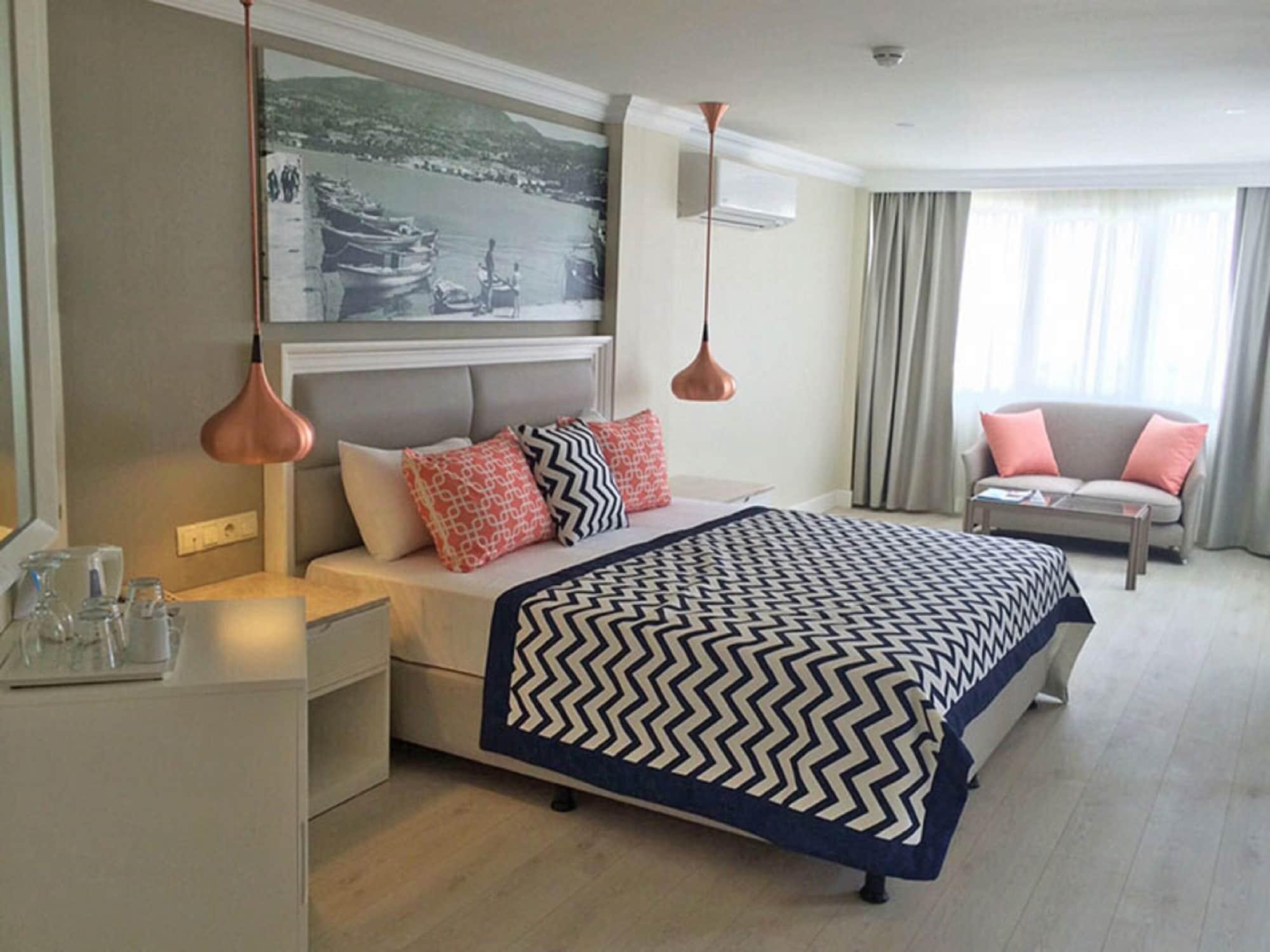 Paloma Marina Suites - Adult Only Kusadası Kültér fotó