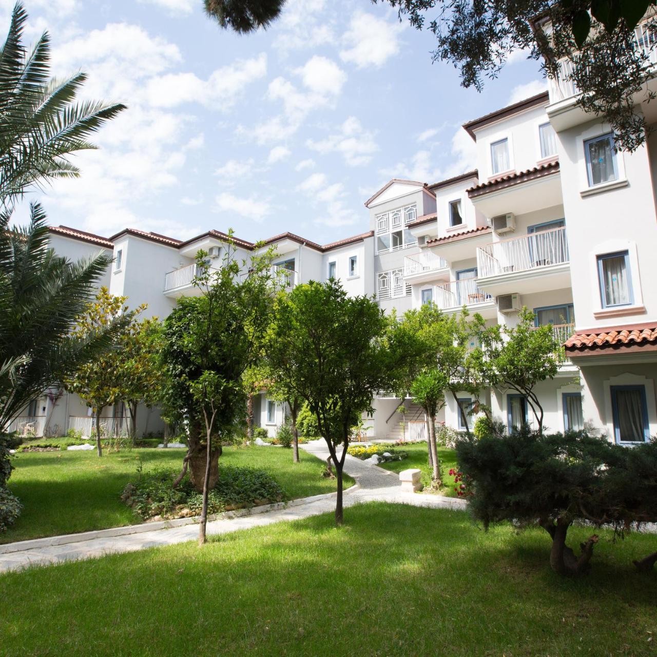 Paloma Marina Suites - Adult Only Kusadası Kültér fotó