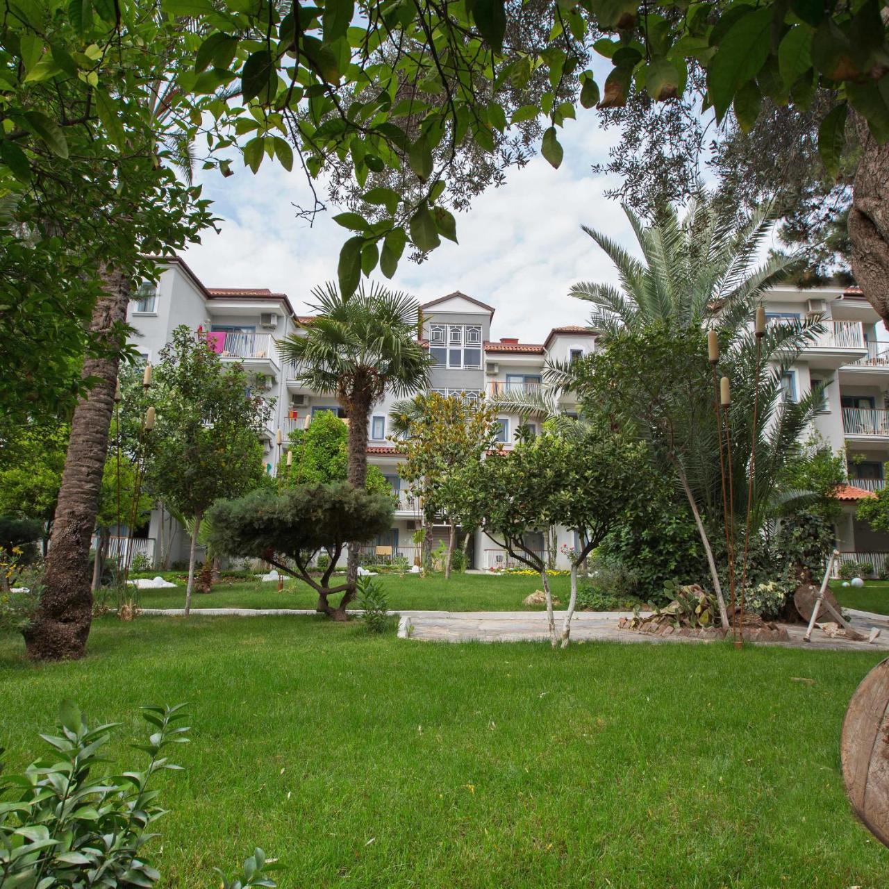 Paloma Marina Suites - Adult Only Kusadası Kültér fotó